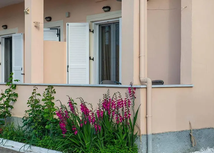 Lollas 1 Acharavi Corfu Acharavi (Corfu)