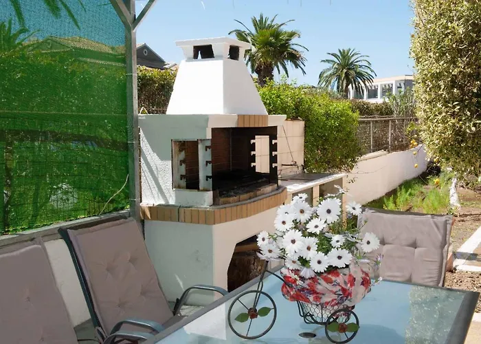 Lollas 1 Acharavi Corfu *